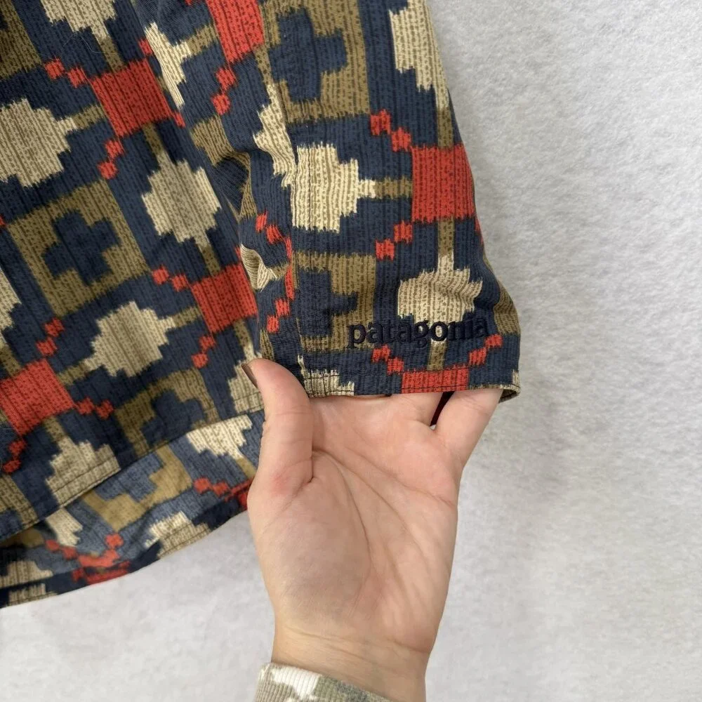 Patagonia Board Shorts Mens 38 Multi Ikat Swim Surf Quick Dry Nylon Zip Pocket